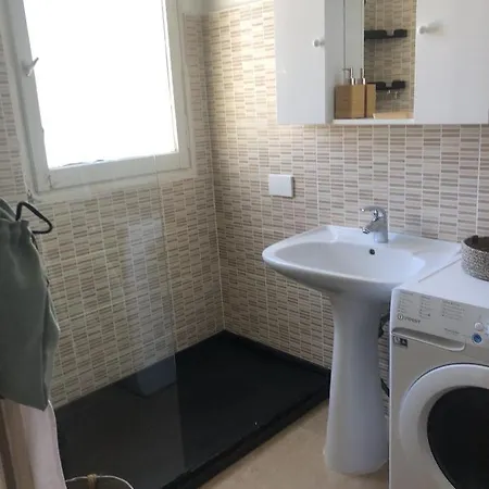 Cosy, Centre